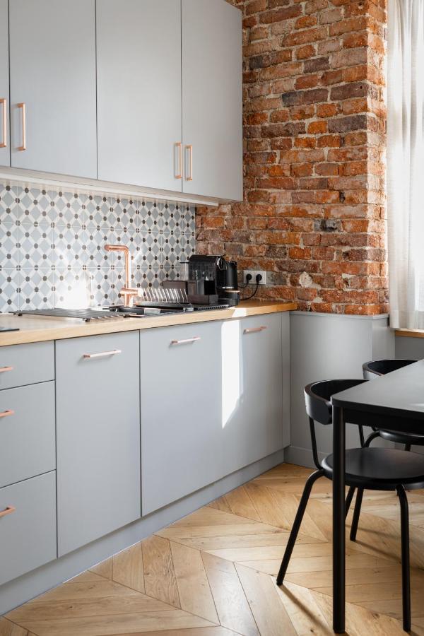 Central Apartamenty Jelenia Góra Zewnętrze zdjęcie