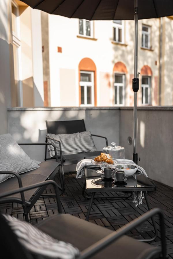 Central Apartamenty Jelenia Góra Zewnętrze zdjęcie